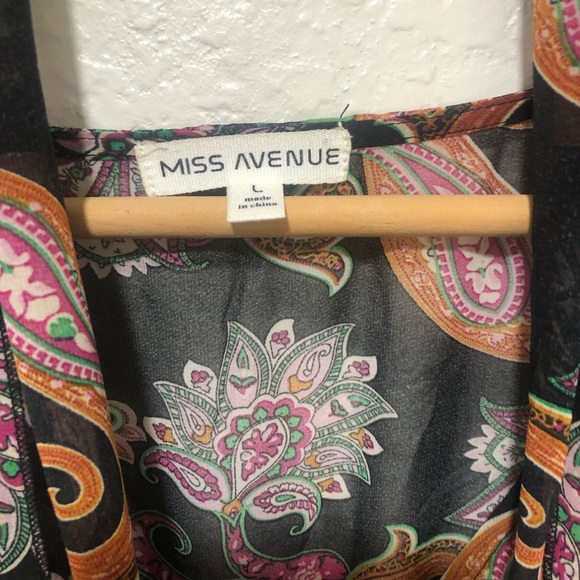 Bohemian Paisley Hi-Lo - Picture 3 of 8